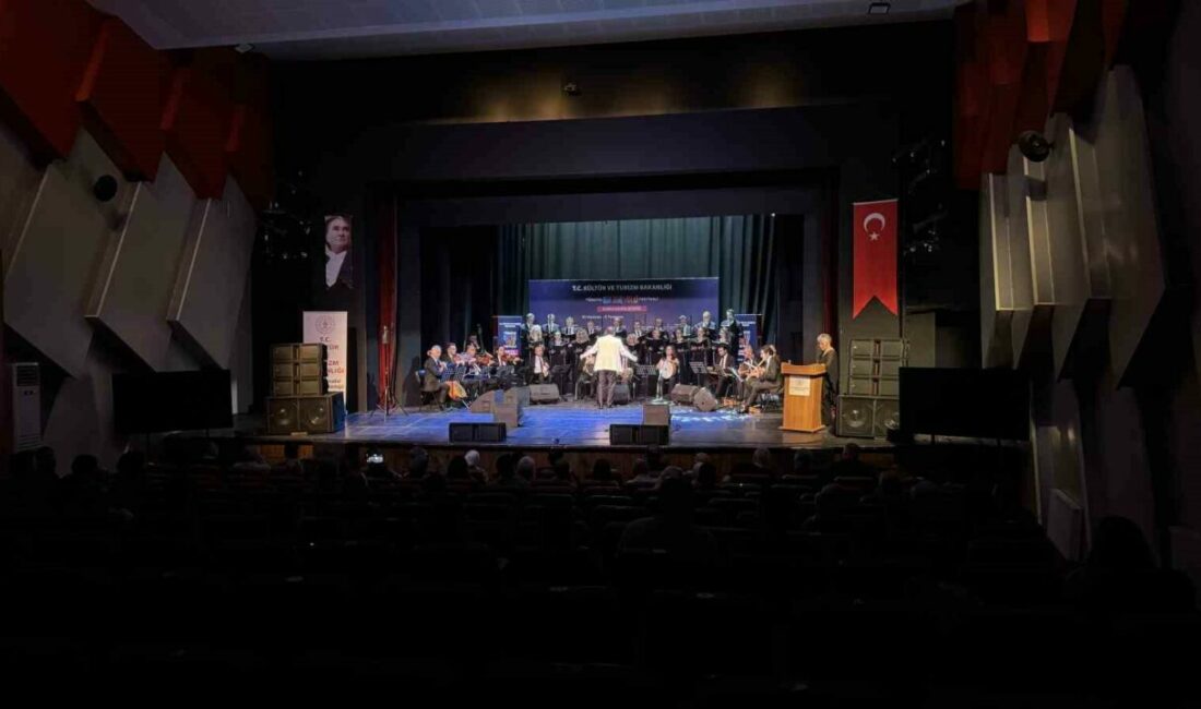 Bursa’nın fethinin 700. yılına özel beste yarışmasında ödüller sahiplerini buldu Bursa’nın fethinin 700. yılı etkinlikleri kapsamında düzenlenen “Türk Müziği Sözlü