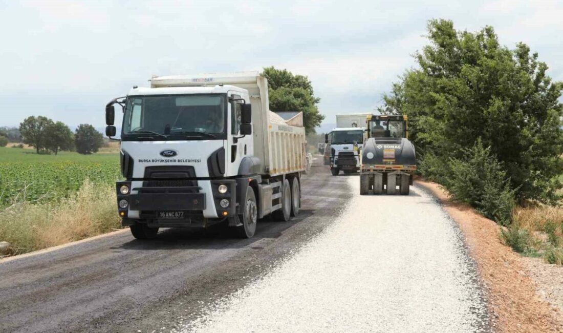 Büyükşehir, Nilüer’de yolları yeniliyor Bursa Büyükşehir Belediyesi, kırsal bölgelerde ulaşımı rahatlatacak yatırımlarına her geçen