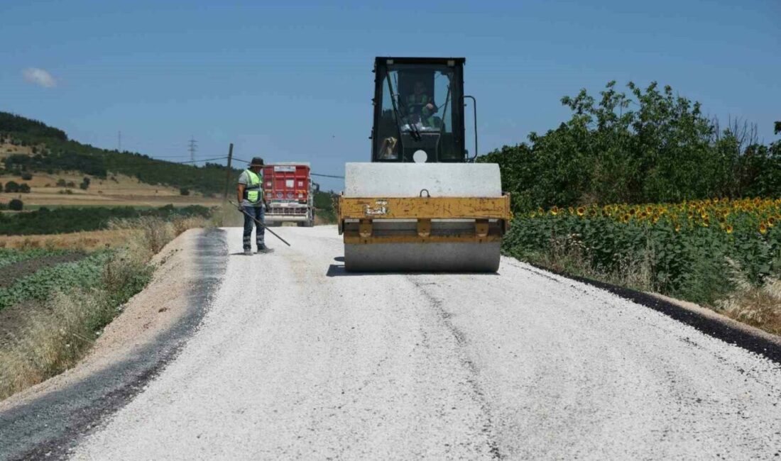 Büyükşehir Nilüfer’de yolları yeniliyor Bursa Büyükşehir Belediyesi, Nilüfer ilçesi Çatalağıl Mahallesi’nde ulaşım konforunu artıracak