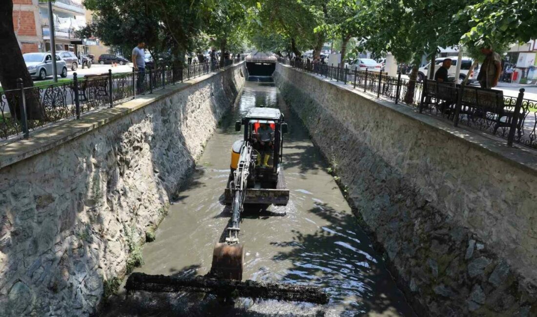 Büyükşehir’den derelerde temizlik seferberliği Bursa Büyükşehir Belediyesi BUSKİ Genel Müdürlüğü ekipleri, son 3 ayda
