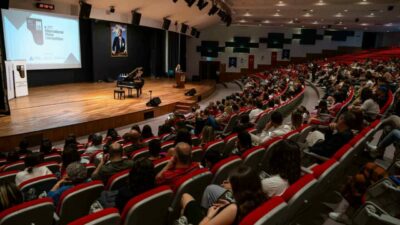 Şahinkaya Eğitim Kurumları öğrencisi Defne Sözen, İtalya’da düzenlenen MusicarteCompetition 2026