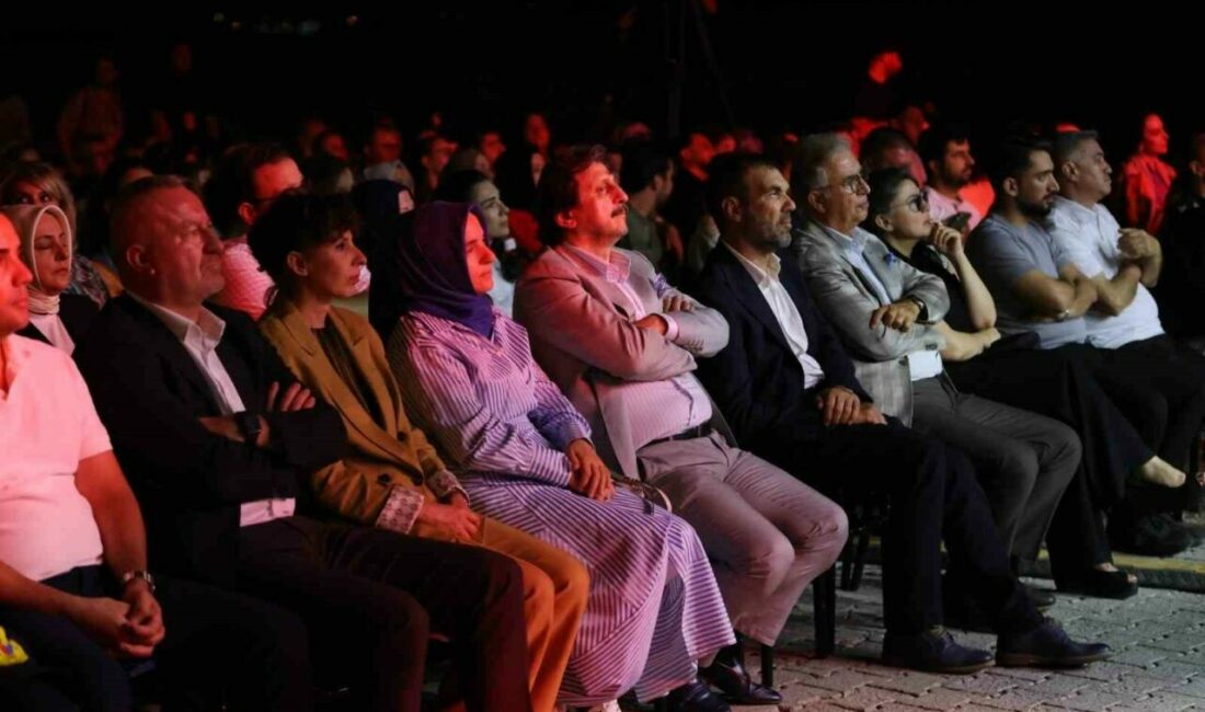 Gölyazı’da unutulmaz gece Büyükşehir Belediyesi adına Bursa Kültür Sanat ve Turizm Vakfı (BKSTV)