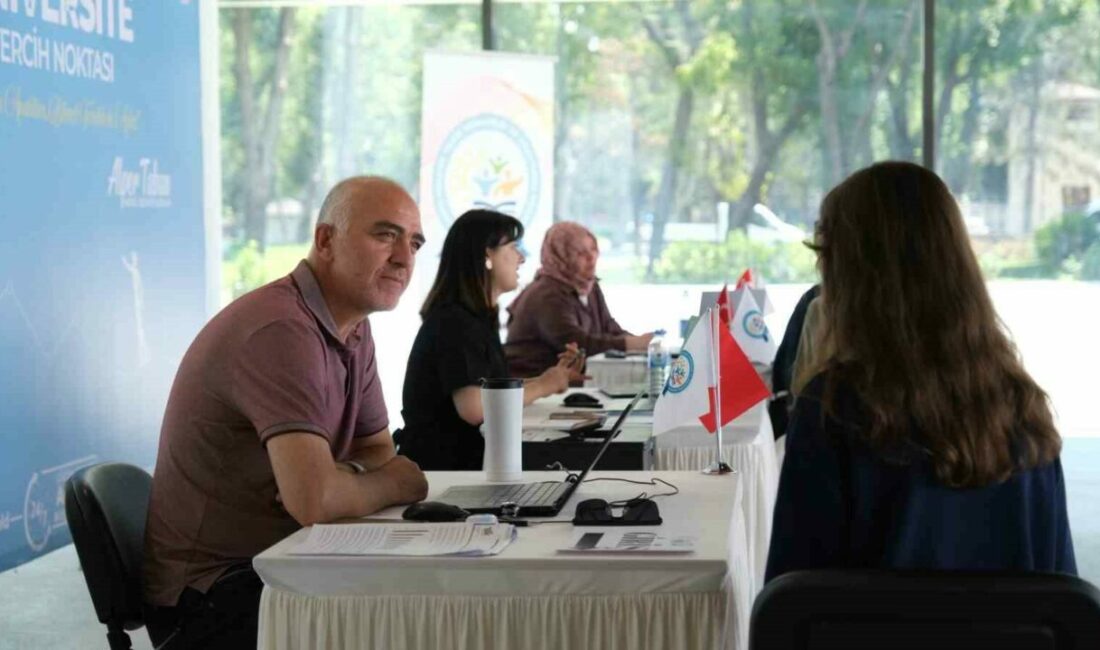 İnegöl Belediyesi’nden öğrencilere ücretsiz YKS tercih danışmanlığı İnegöl Belediyesi, her yıl olduğu gibi bu yıl da üniversite