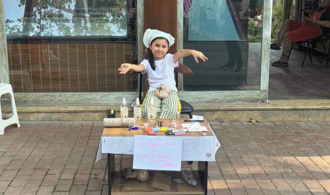 Japonya’ya gitmek için oyuncak ve takılarını satışa çıkardı Bursa’nın İznik ilçesinde 7,5 yaşındaki Hüma Eryılmaz, Japonya’yı gezmek istediği