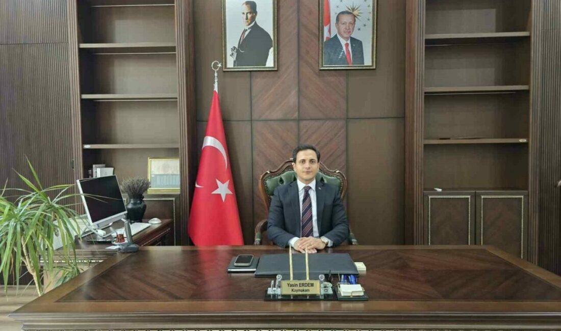 Kaymakam Erdem göreve başladı Bursa’nın Orhaneli ilçesine atanan Kaymakam Yasin Erdem görevine başladı. Cumhurbaşkanlığı