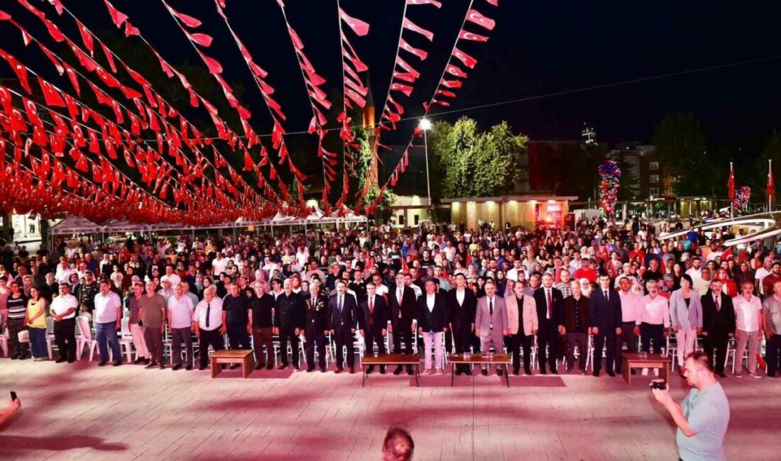 Kestel belediyesi, 15 Temmuz ruhunu meydan Kestel’de yaşattı Kestel Belediyesi, 15 Temmuz Demokrasi ve Millî Birlik Günü dolayısıyla