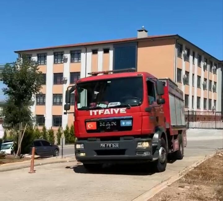 Kestel’deki orman yangını söndürüldü Bursa’nın Kestel ilçesi Aktaştepe mevkisinde çıkan orman yangını, ekiplerin yoğun