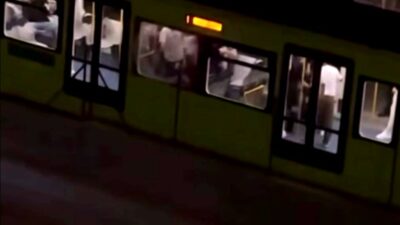 Bursa’da iki grup arasında çıkan kavga metro istasyonunu adeta savaş