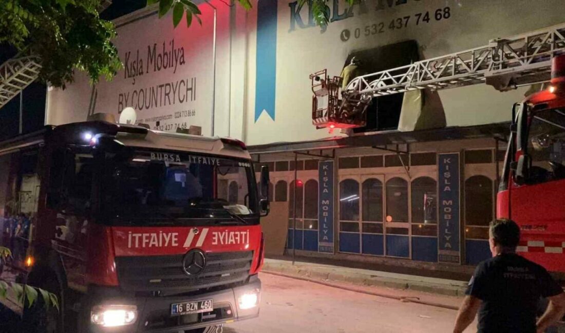 Mobilya fabrikasında korkutan yangın Bursa’nın İnegöl ilçesinde faaliyet gösteren bir mobilya fabrikasında çıkan yangın,