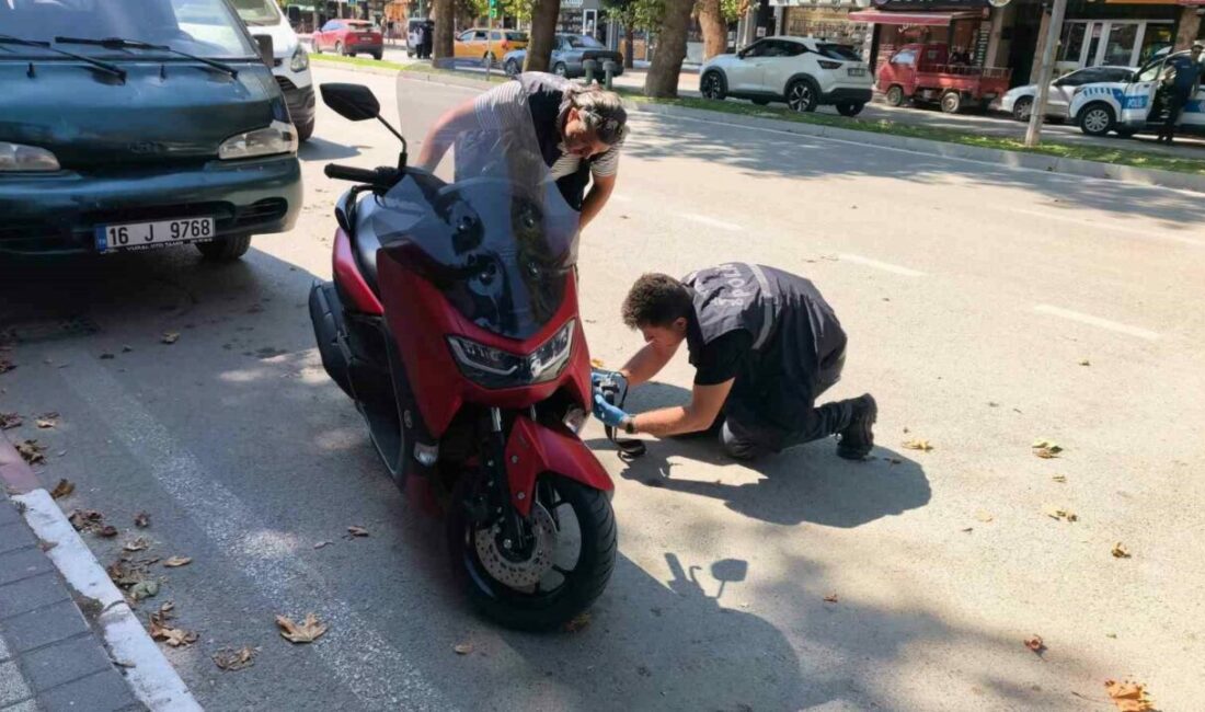 Bursa’nın İnegöl ilçesinde polis ekiplerinin gerçekleştirdiği trafik uygulamasında durdurulan motosikletin