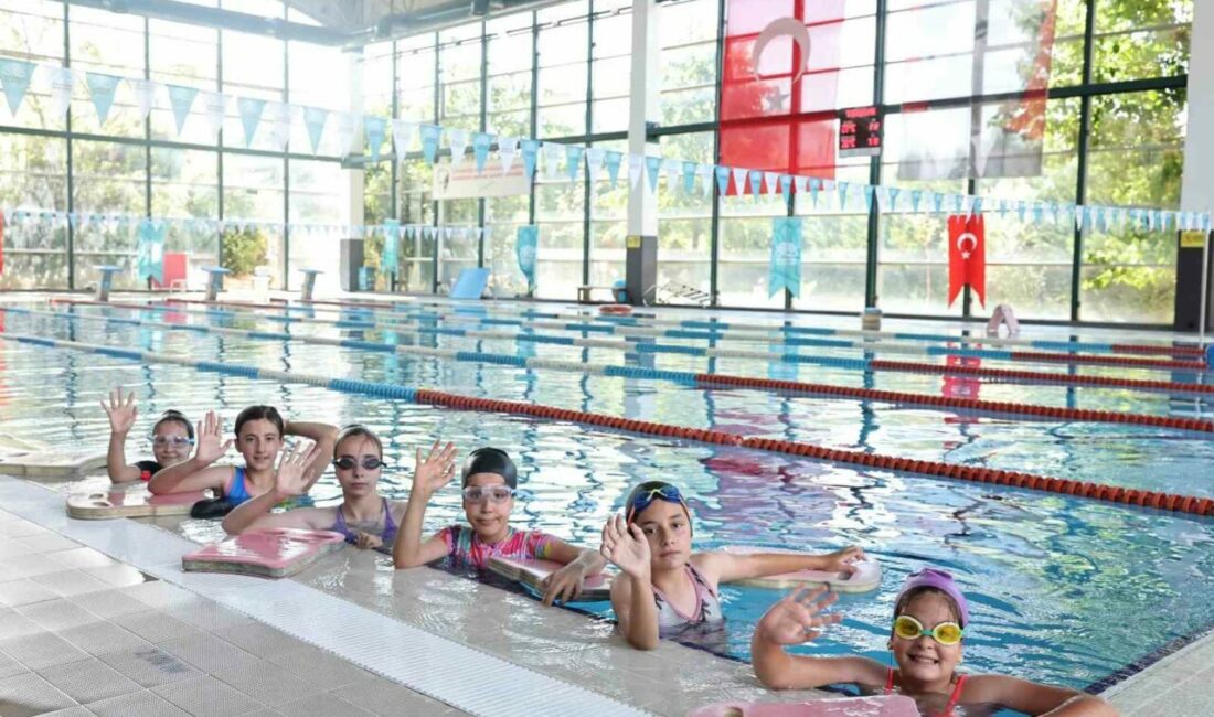 Nilüfer’de kırsal mahallelerdeki çocuklar yüzme öğreniyor Nilüfer Belediyesi ve Nilüfer Belediyespor iş birliğiyle hayata geçirilen “Nilüfer’in