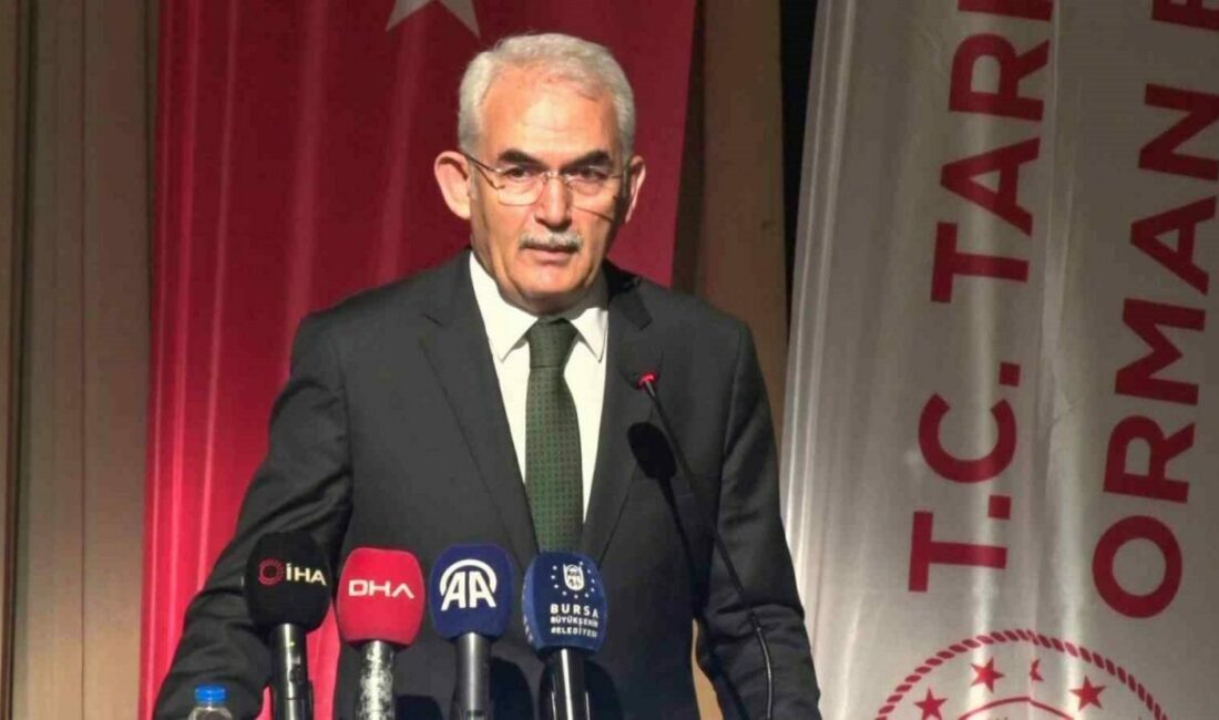 Orman Genel Müdürü Karacabey: “Yangınların büyük bölümü insan kaynaklı çıkıyor” Bursa’da düzenlenen Orman Yangınları Bilinçlendirme Toplantısı’nda konuşan Orman Genel Müdürü