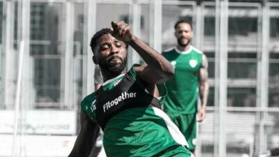 Bursaspor, yeni sezon öncesi hazırlıklarına Özlüce İbrahim Yazıcı Tesisleri’nde Teknik