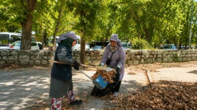 Karacabey Belediyesi Park ve Bahçeler Müdürlüğü, ilçe genelinde çocuk parklarından