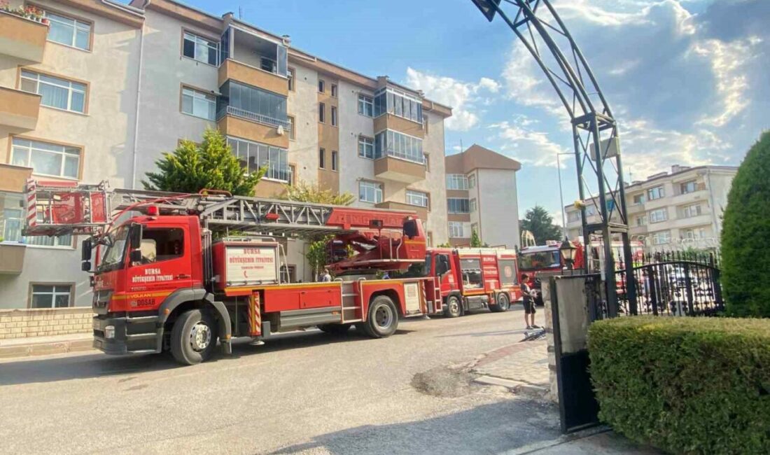 Bursa’nın İnegöl ilçesinde 5 katlı bir apartmanın en üst katında