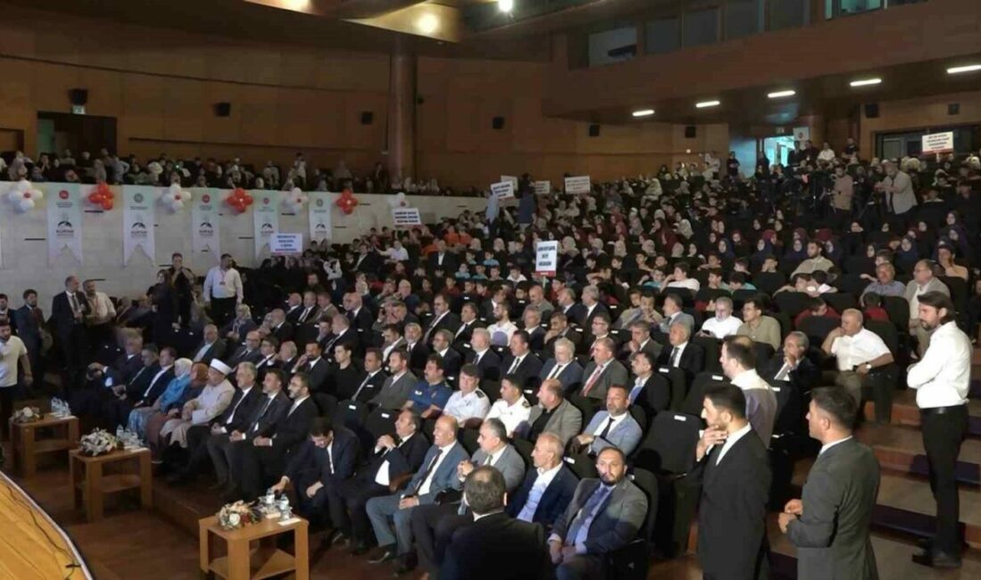 Yaz Kur’an kursları açılışı Bursa’dan yapıldı Diyanet İşleri Başkanı Prof. Dr. Safi Arpaguş, 2026 yılı Yaz