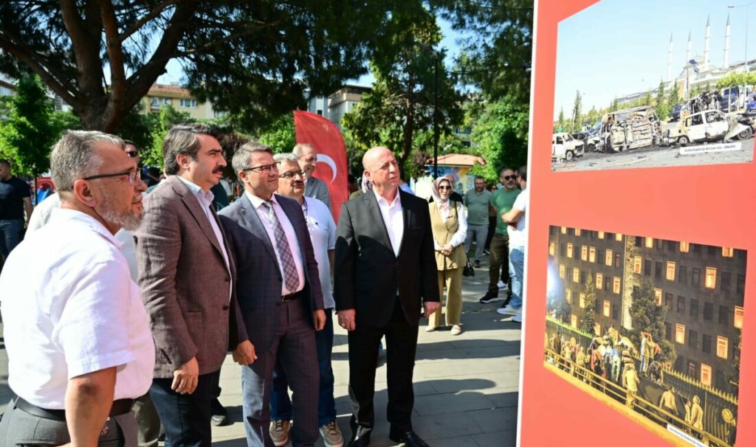Yıldırım’da 15 temmuz ruhu fotoğraf sergisiyle yaşatılıyor Yıldırım Belediyesi, 15 Temmuz Demokrasi ve Milli Birlik Günü’nün 10.