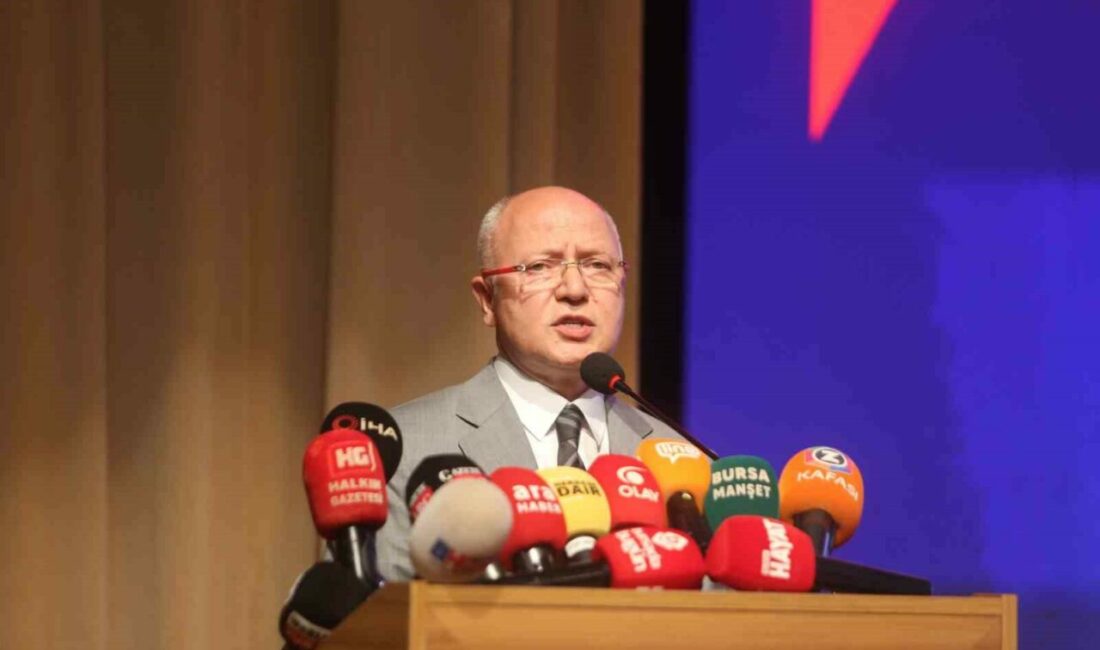 Ak Parti Bursa’dan peş peşe yatırım açıklamaları AK Parti Bursa 66. İl Danışma Meclisi Toplantısı’nda konuşan İl