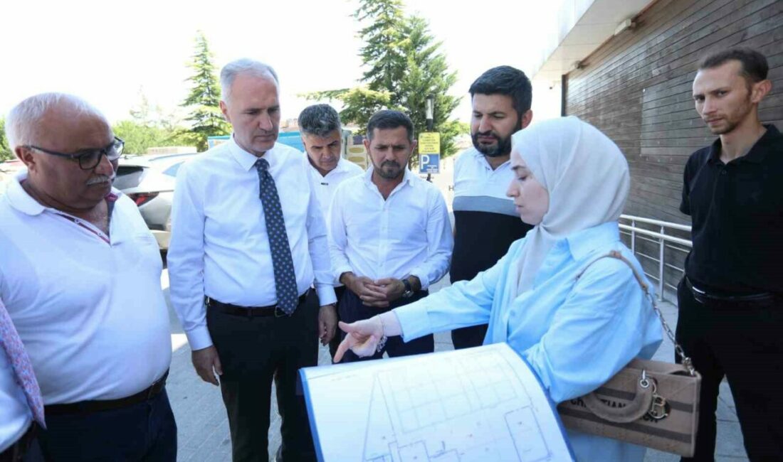 Alanyurt yüzme havuzunda yapım çalışmaları sürüyor İnegöl Belediyesi’nin Alanyurt Yunusemre Mahallesinde yapımına başladığı yüzme havuzunda çalışmalar