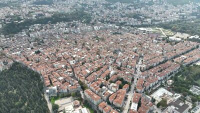 Bursa Büyükşehir Belediye Başkan Vekili Şahin Biba, Osmangazi ilçesindeki 82