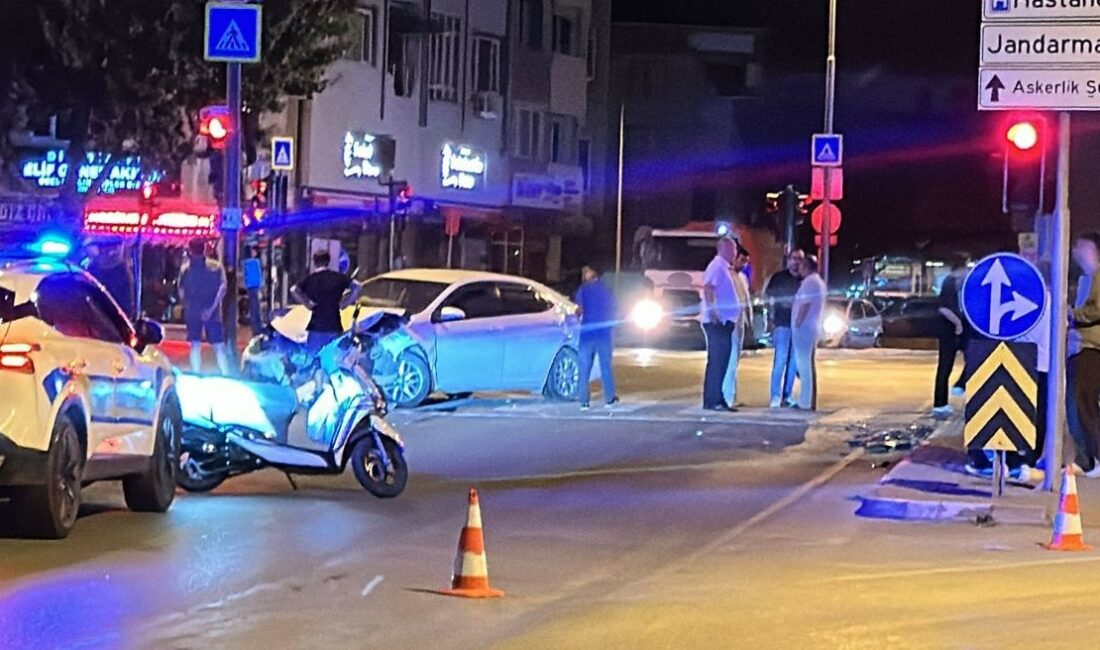 Bursa’da 2 otomobil çarpıştı: 9 kişi yaralı Bursa’nın İnegöl ilçesinde meydana gelen kazada 2 otomobil çarpıştı: 9
