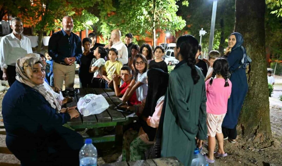 Bursa’da çocuk parkları güvenlik kamerasıyla takip edilecek Karacabey Belediye Başkanı Fatih Karabatı’nın seçim döneminde vatandaşlara verdiği önemli