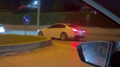 Bursa’nın İnegöl ilçesinde drift yapan sürücü, amatör kameraya yakalandı. Görüntülerin