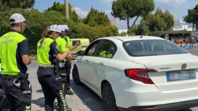 Bursa’da gerçekleştirilen denetimde 16 araç kontrol edilirken, korsan taşımacılık yaptığı