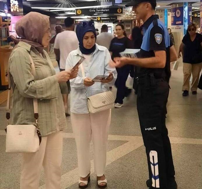 Bursa’da polis ekipleri, vatandaşların güvenlik bilincini artırmak ve suçların önlenmesine