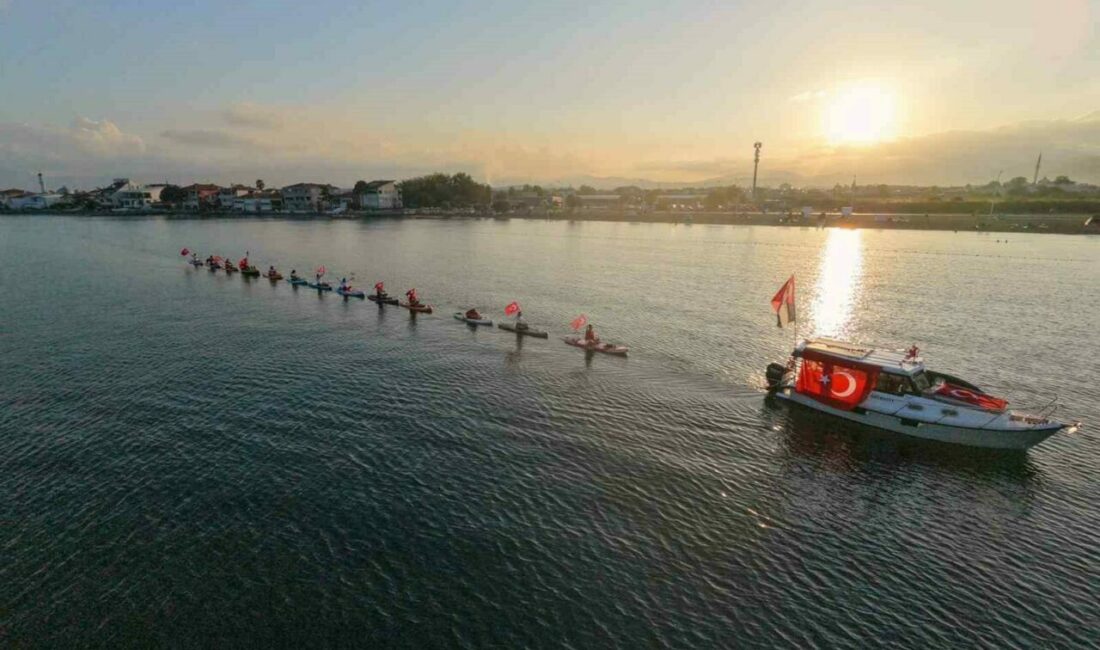 Bursa’da Zafer Bayramı coşkusu Bursa’da 30 Ağustos Zafer Bayramı’nın 104. yıldönümü, kent merkezindeki yürüyüş