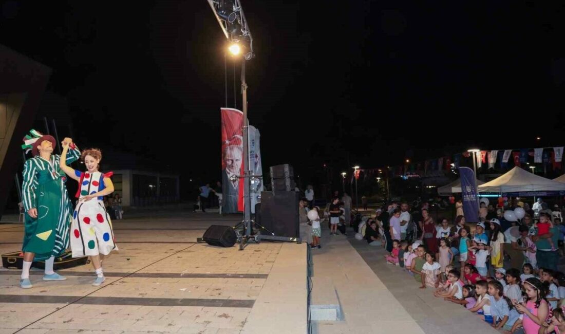 Büyükşehir’den miniklere ’İki bavul dolusu’ eğlence Bursa Büyükşehir Belediyesi Şehir Tiyatrosu’nun yeni çocuk oyunu ‘İki Bavul