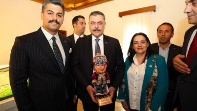DAĞDER Genel Başkanı Derya Başak, Bursa’nın temsili Keles Bebeği’ni İçişleri