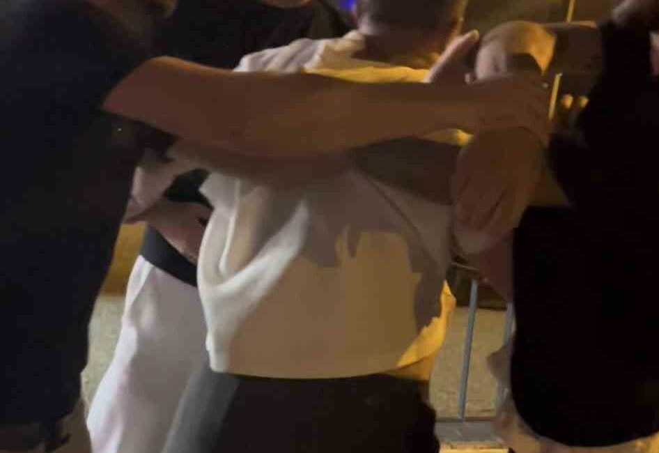 Bursa’nın Osmangazi ilçesinde gece kulübünden çıkan iki grup arasında çıkan