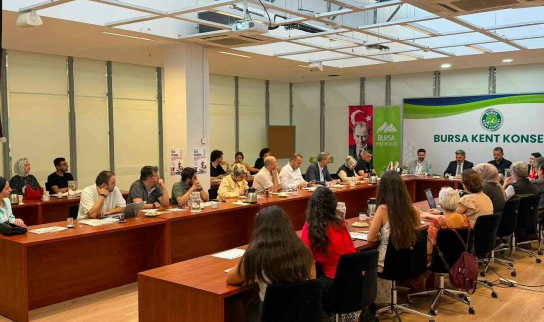 Gençler, Bursa’nın afetlere karşı dayanıklılığı için harekete geçiyor Türkiye Ulusal Ajansı tarafından desteklenen ve Bursa Kent Konseyi iş