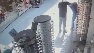 Bursa’da boğazına sakız kaçan PTT kurye çalışanı ölümden döndü. Talihsiz