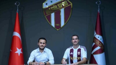 İnegölspor, kariyerinde Bursaspor, Fenerbahçe, Kasımpaşa ve Kocaelispor gibi önemli kulüplerde