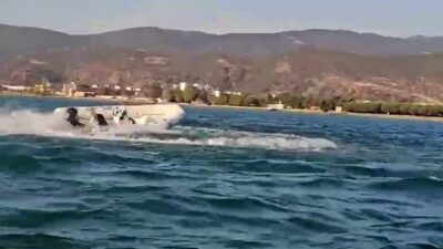 Bursa’da İznik Gölü’nde tekneyle seyir halindeyken dengelerini kaybederek göle düşen