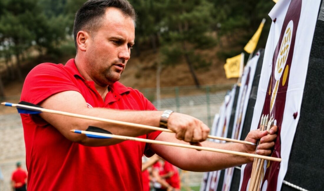 Karacabey Belediyesporlu sporcu Kore’de Türkiye’yi temsil edecek Karacabey Belediyespor Kulübü’nün başarılı geleneksel okçuluk sporcusu Fatih Çetin, Amasya’da