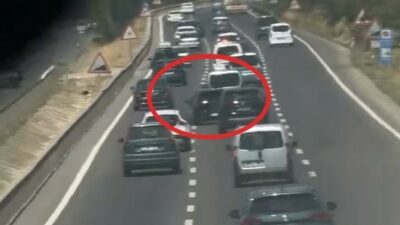 Bursa’nın İnegöl ilçesinde art arda şerit değiştirerek trafiği tehlikeye sokan