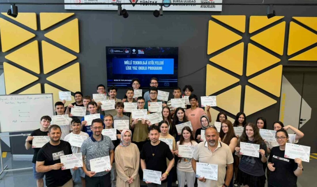 Milli Teknoloji Atölyesi’nde yaz okulu tamamlandı Bursa Uludağ Üniversitesi (BUÜ) bünyesinde faaliyet gösteren Milli Teknoloji Atölyesi’nde,