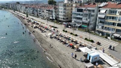 Yaz sıcaklarının etkisini artırmasıyla birlikte Mudanya plajları tatilcilerin akınına uğradı.