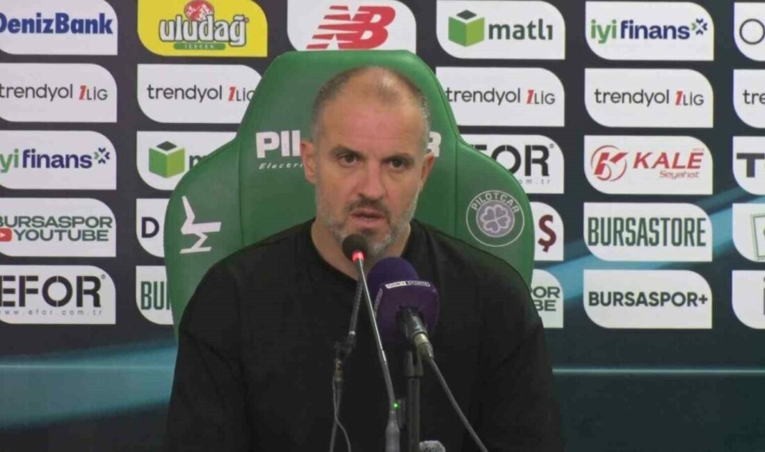 Mustafa Er: “İlk yarıdan memnunum, ikinci yarı bize yakışmadı” Bursaspor Teknik Direktörü Mustafa Er, Iğdır FK maçının ardından, “İlk