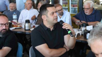 Nilüfer Belediye Başkanı Şadi Özdemir, basın mensuplarıyla bir araya geldiği