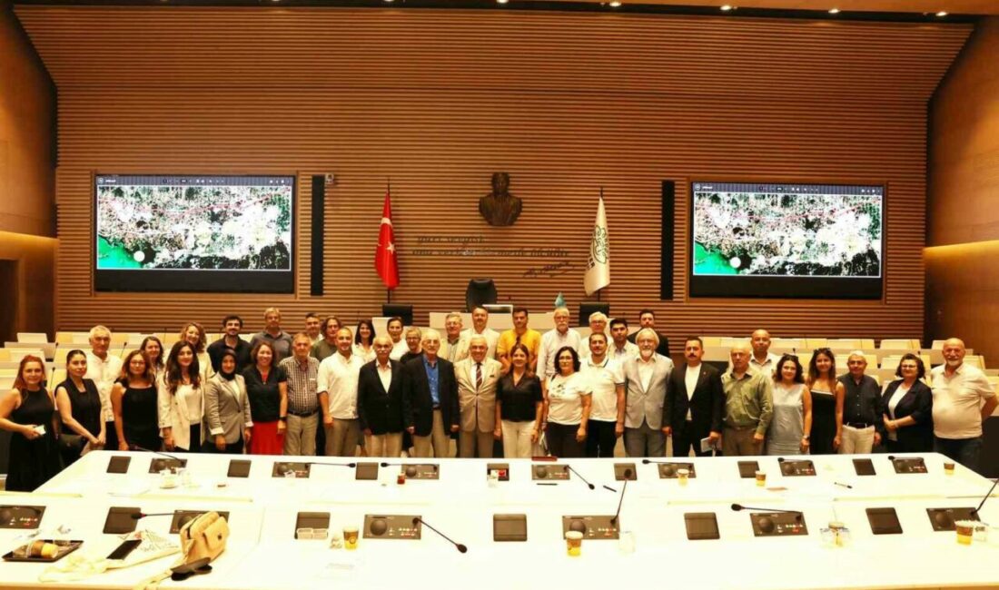 Nilüfer’de Kentsel Dönüşüm Koordinasyon toplantısı yapıldı Nilüfer Belediyesi, kentsel dönüşüm süreçlerini ortak akılla yönetmek ve örnek