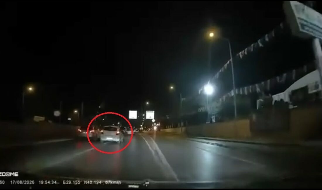 Bursa’da 17 yaşında direksiyon başına geçip makas atan ve kontrolden