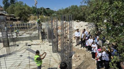 Bursa’nın Orhaneli ilçesi Gazipaşa mahallesinde Orhaneli belediyesi tarafından yarı olimpik