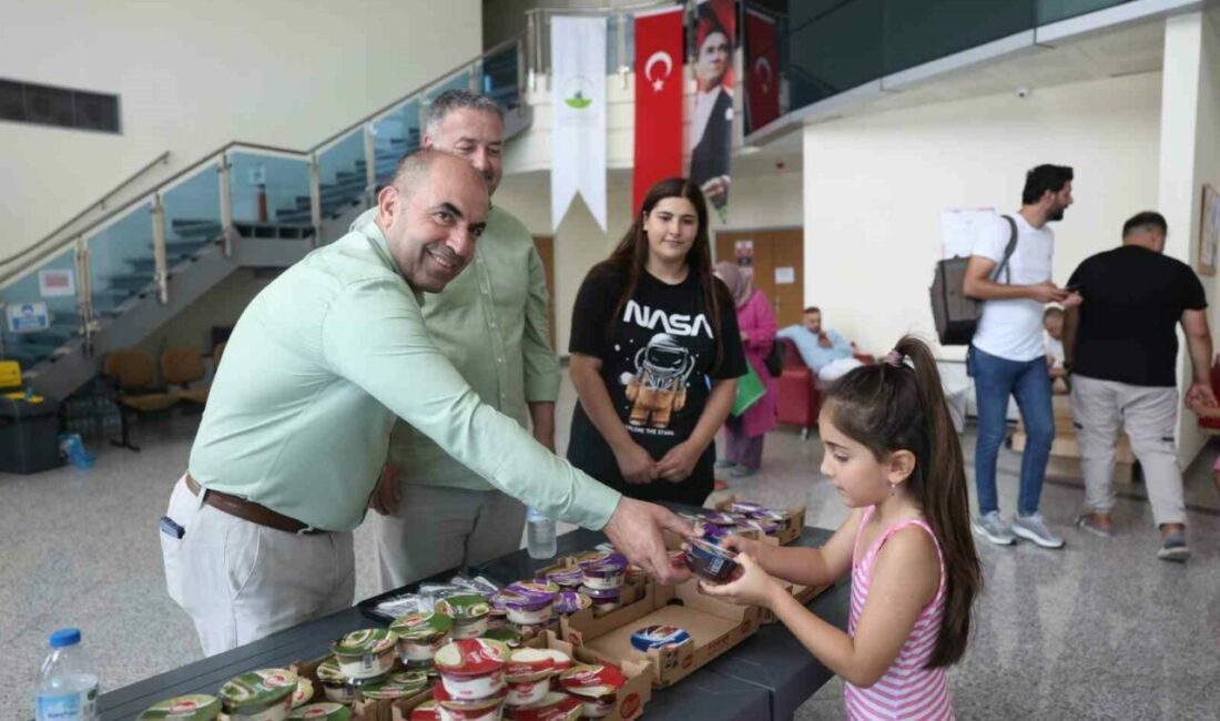 Osmangazi’de geleceğin yüzücüleri sertifikalarını aldı Osmangazi Belediyesi’nin yüzme branşında eğitim alan çocuklar, Demirtaş Yüzme Havuzu’nda
