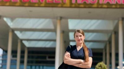 Bursa’nın İnegöl ilçesinde, İnegöl Devlet Hastanesi’nde hemşire olarak görev yapan
