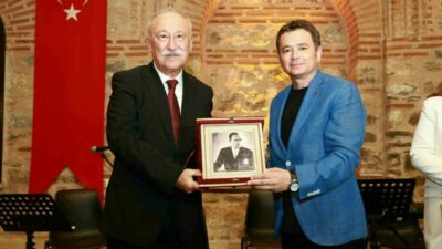 Osmangazi Belediyesi, 30 Ağustos Zafer Bayramı’nın 104’üncü yıl dönümünü, usta