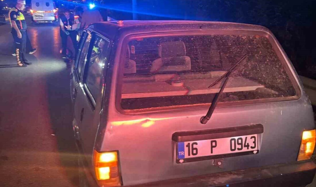 Yakıtı biten otomobiline yakıt doldururken can verdi Bursa’da yakıtı biten otomobil sürücüsü, aracına yakıt doldurduğu sırada arkadan